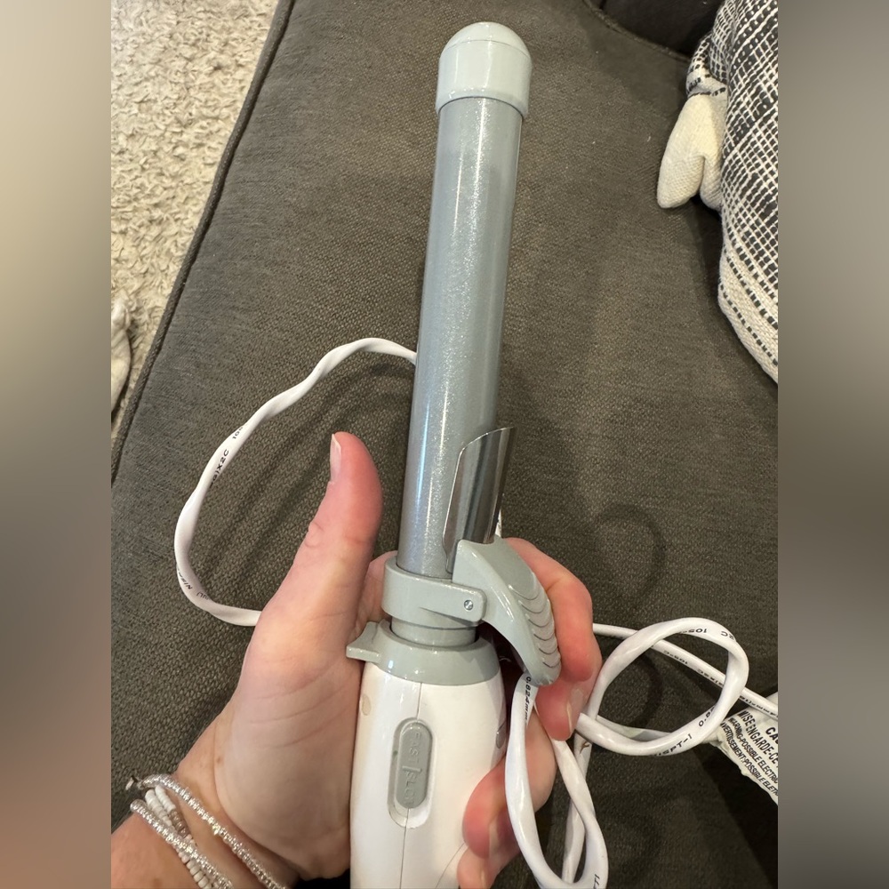 Beachwaver S1 Curling Iron - Picture 3 of 3